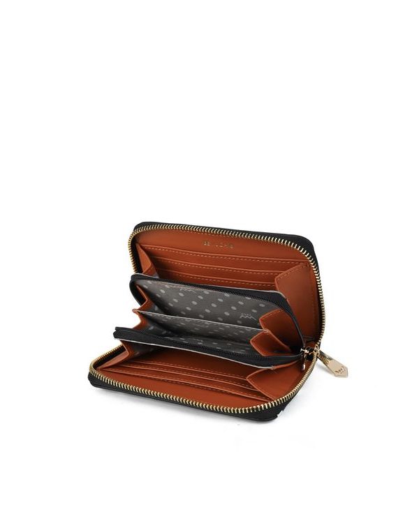 Nasya Black