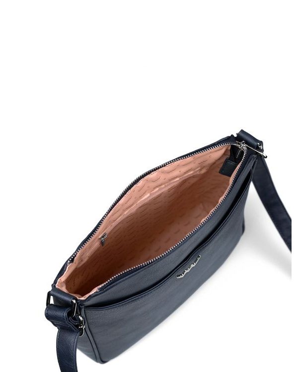 Neliss Blue