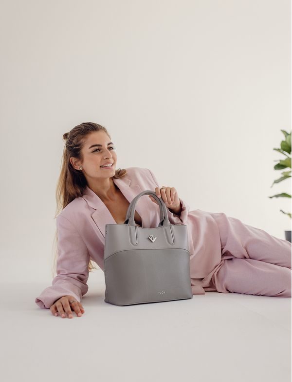 Christel Divide Grey