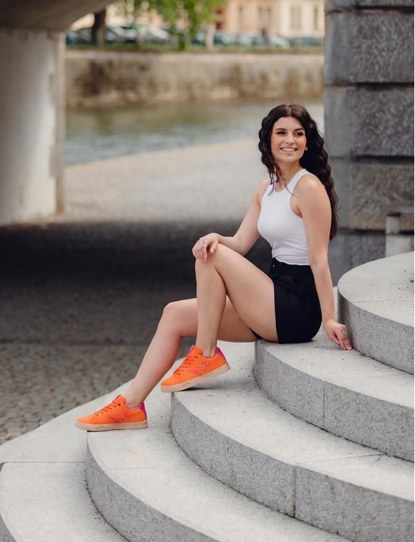 Dotty Classic Nectarine