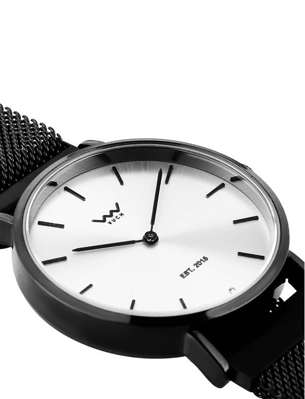 Closy Black