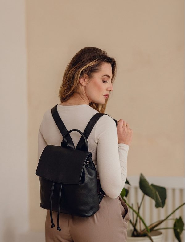 Gioia Small Black