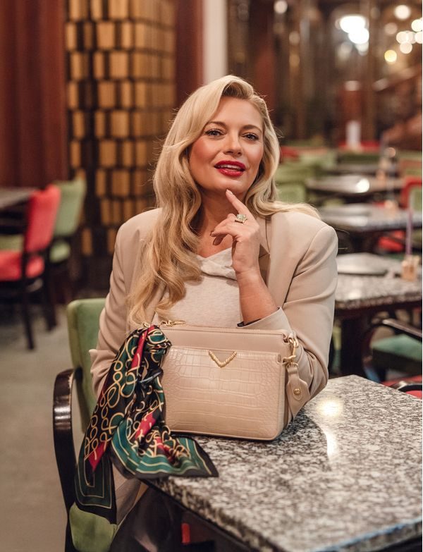 Sassy Elegance Beige