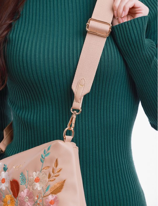 Coalie Flowers Beige