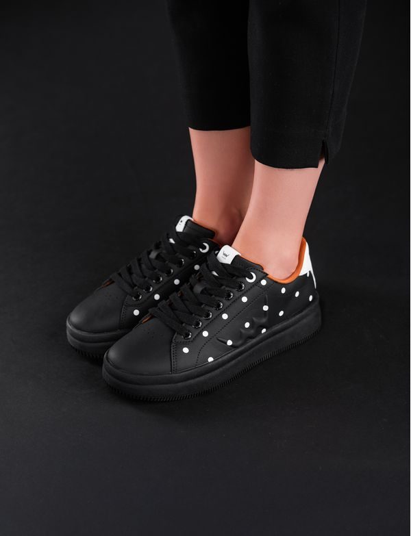 Lucky Dots Black
