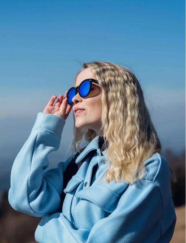 Foxy B-Blue