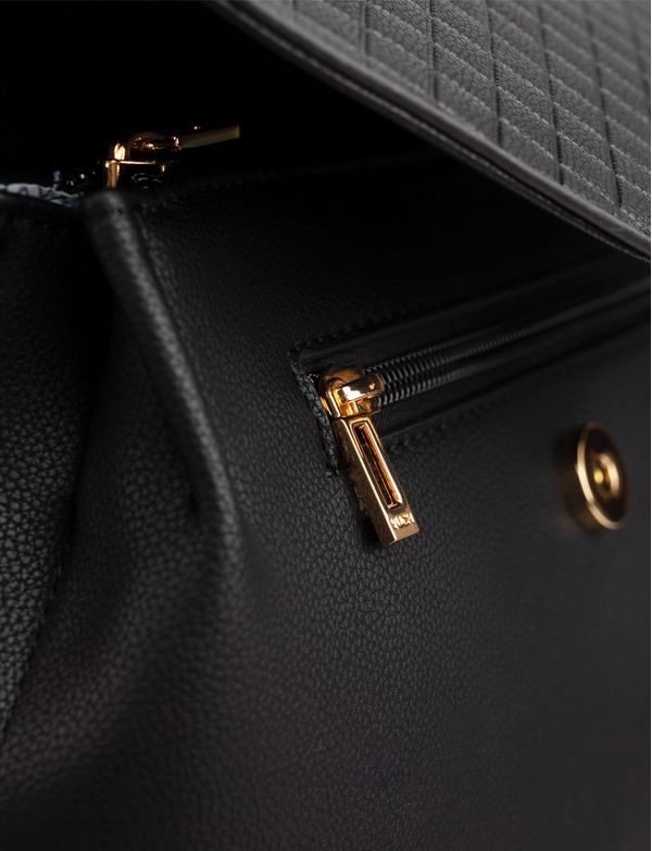 Linton Diamond Black