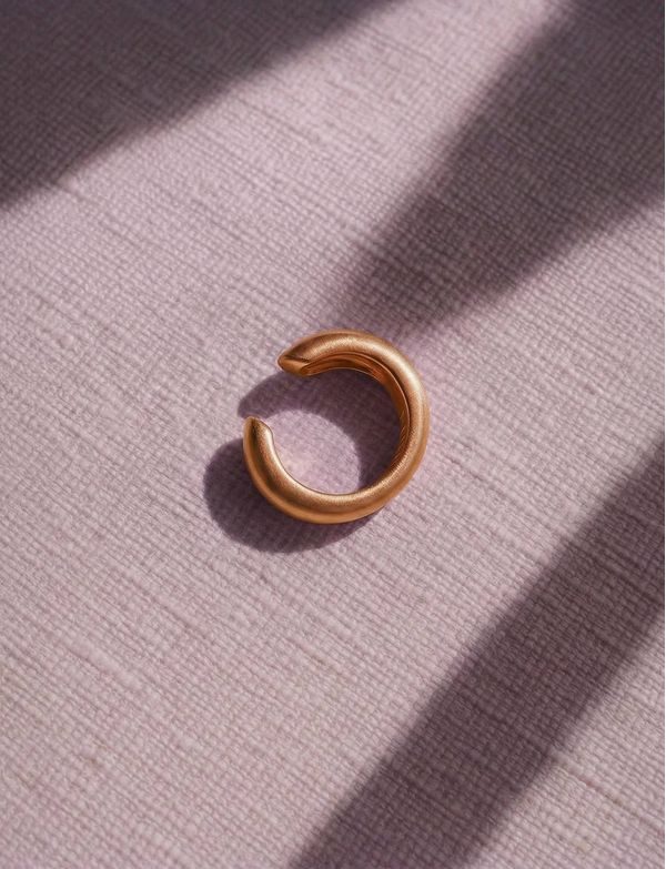 Eira Rose Gold Earring