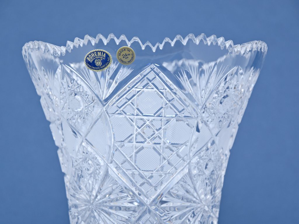 Crystal Hand Cut Vase, 255 mm, Crystal BOHEMIA - Crystal Bohemia - Crystal  and glass - by Manufacturers or popular decors - Dumporcelanu.cz - český a  evropský porcelán, sklo, příbory