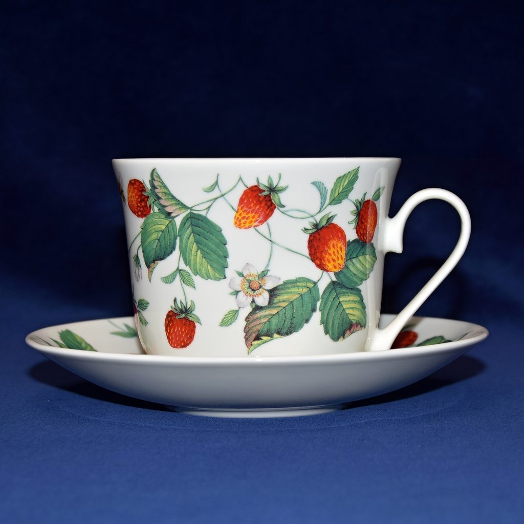 fromeuropewithlove Strawberries & Butterflies Cereal Bowl Fine Bone China Set of Six FREE UK EXPRESS DELIVERY