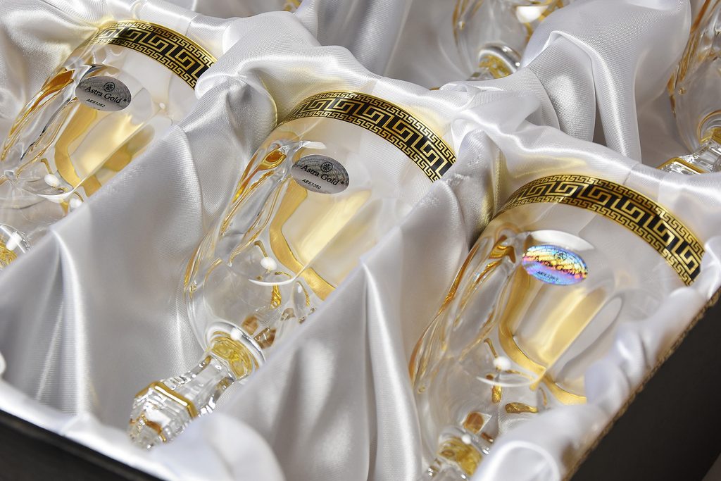 Astra Gold: Sklenice na víno 230 ml, 6 ks., křišťál, Antique Golden Black  decor - Astra Gold - KŘIŠŤÁL A SKLO - Podle vzoru a výrobců -  Dumporcelanu.cz - český a evropský porcelán, sklo, příbory