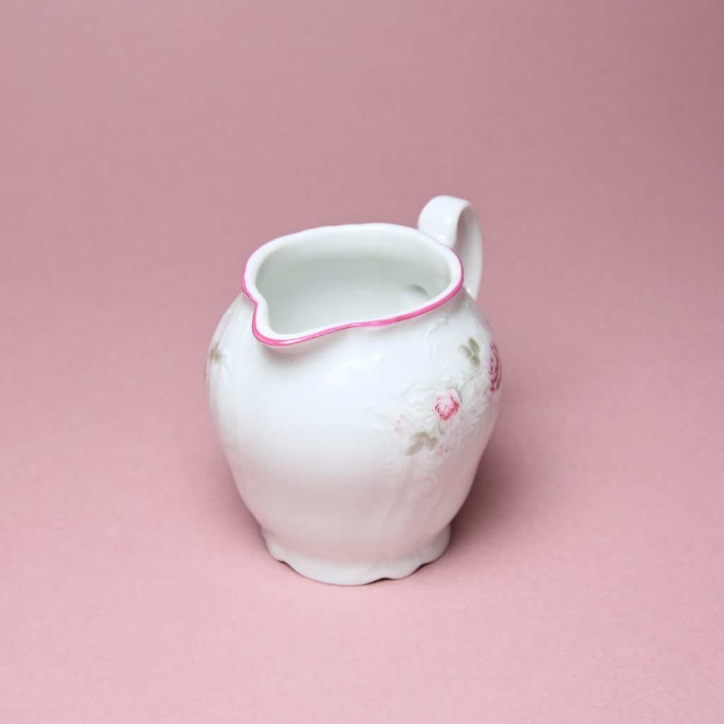 Pink line: Coffee pot 1,2 l, Carlsbad Porcelain, BERNADOTTE roses - Thun  1794 - BERNADOTTE roses + Gold or Pink line - Thun Carlsbad porcelain, by  Manufacturers or popular decors - Dumporcelanu.cz 