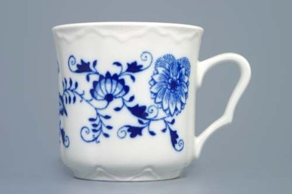 Mug karel M 0,27 l, Original Blue Onion Pattern - Cibulák (Blue Onion  pattern) - Mugs - Original Blue Onion Pattern, by Manufacturers or popular  decors - Dumporcelanu.cz - český a evropský porcelán, sklo, příbory
