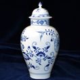 Vase with lid 25,5 cm, Blue Onion, Meissen porcelain