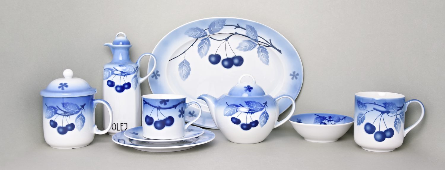 Velmi odolný porcelán, populární dekor našich babiček s dekorem modrých  třešní - Dumporcelanu.cz - český a evropský porcelán, sklo, příbory