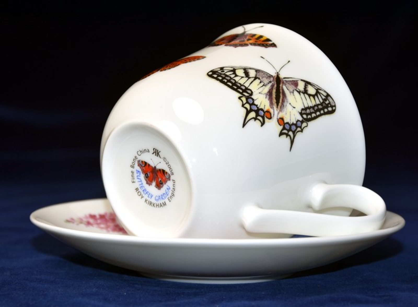 Butterfly garden: Cup 420 ml + saucer breakfast, Roy Kirkham fine
