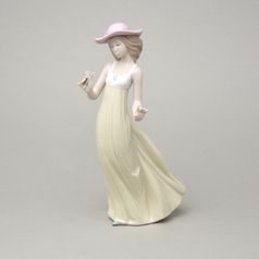 Gentle breeze, 25 x 15 cm, NAO porcelain figures