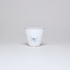 Likérka 0,03 l, Thun 1794, karlovarský porcelán, BERNADOTTE kytička