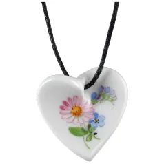 Přívěšek srdíčko 2,5 x 2,5 cm, sedmikráska, Míšeňský porcelán