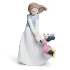 Friends with Minnie, 21 x 17 cm, NAO porcelain figures
