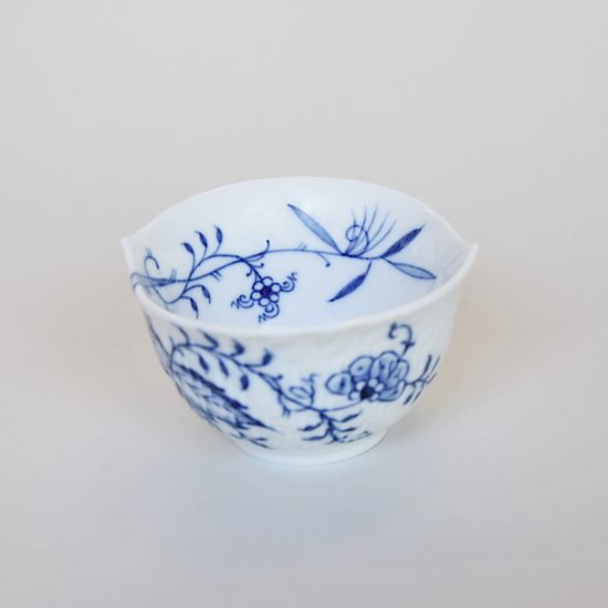 A Tea Cup - Onion Pattern, Meissen Porcelain