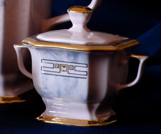 Cukřenka káv. Empír I. 0.1l, Růžový porcelán z Chodova