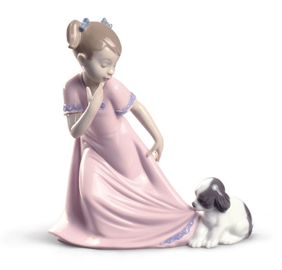 The Girl With A Puppy - Let Me Go, 17 x 16 x 9 cm, NAO Porcelain Figures