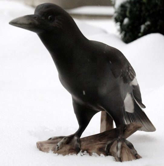 Crow 31 x 14 x 22 cm, Porcelain Figures Duchcov