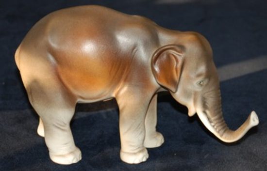 Elephant 18 x 7 x 11 cm, Porcelain Figures Duchcov