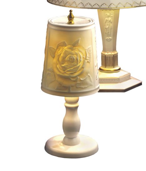 Lampa Růže 13 x 13 x 27 cm, Martina Zaphe, Porcelánové figurky Plaue