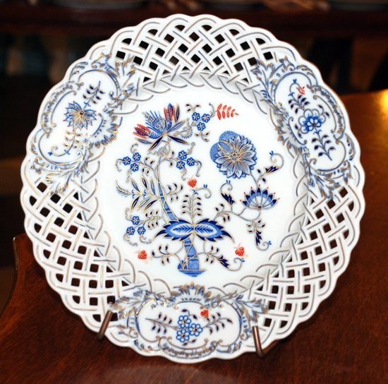 Plate perforated 25 cm, Cesky porcelan a.s.