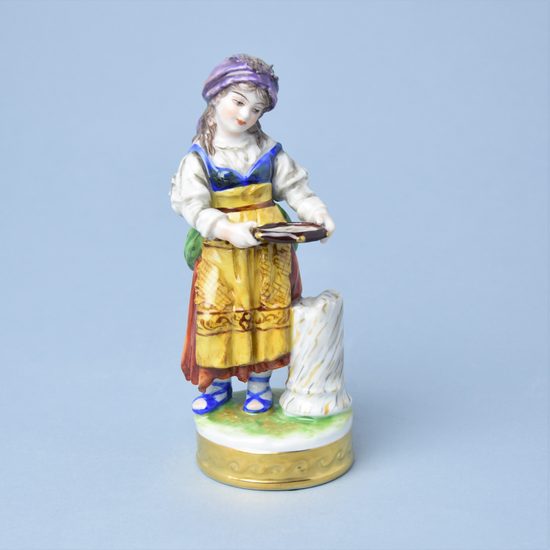 Girl in the market 15 cm, Unterweissbacher porcelain