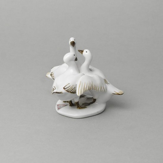 Tři husy na podstavci 9 x 10,5 x 10 cm, luxor, Porcelánové figurky Duchcov