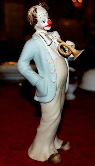 Harlequin with trumpet 9 x 9 x 24 cm, Porcelain Figures Duchcov