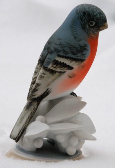 Bullfinch bird 12,5 x 10,5 x 19,5 cm, Porcelain Figures Duchcov