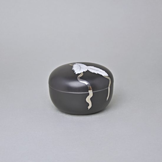 Dóza s pírky a platinovou stuhou, nízká, 7 x 10,3 cm, Černý fond + Platina, Porcelán Duchcov