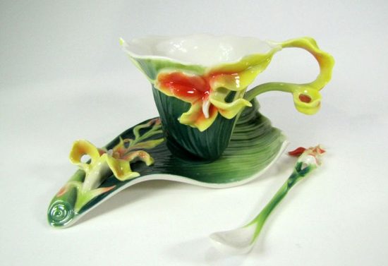 Canna lily design sculptured porcelain cup and saucer, Porcelain FRANZ