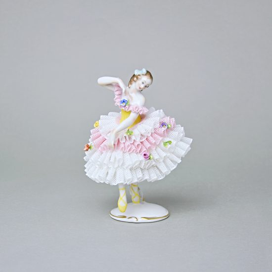 Dancer with lace 11 x 10 x 15 cm, Kurt Lautensack, Aelteste Volkstedter