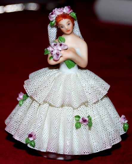 Bride 9 cm, Porcelain Figures Duchcov