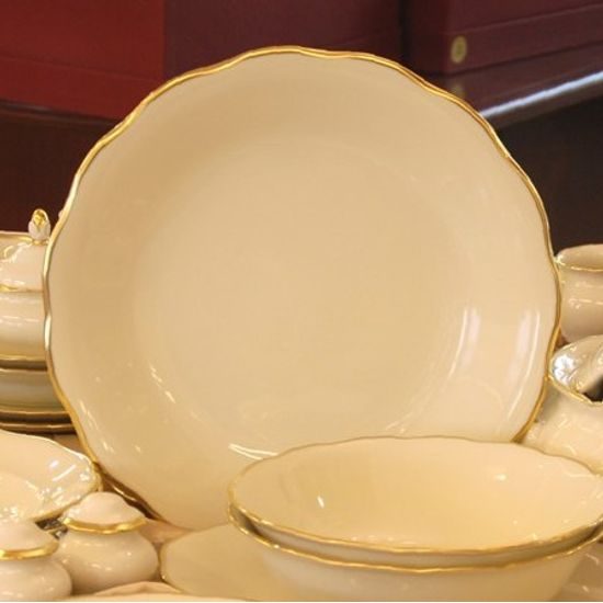 Dish round flat 32 cm, Elizabeth ivory