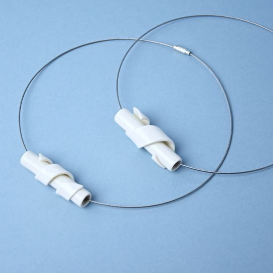 Náhrdelník: Spiralis, Ocelové lanko, Porcelánové šperky Ateliér Mallys