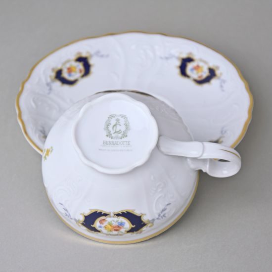 Tea cup and saucer 205 ml / 15,5 cm, Thun 1794 Carlsbad porcelain, BERNADOTTE arms