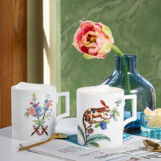 Hrnek Henkel 89 mm 0,25 l, pravý barevný cibulák, Míšeňský porcelán