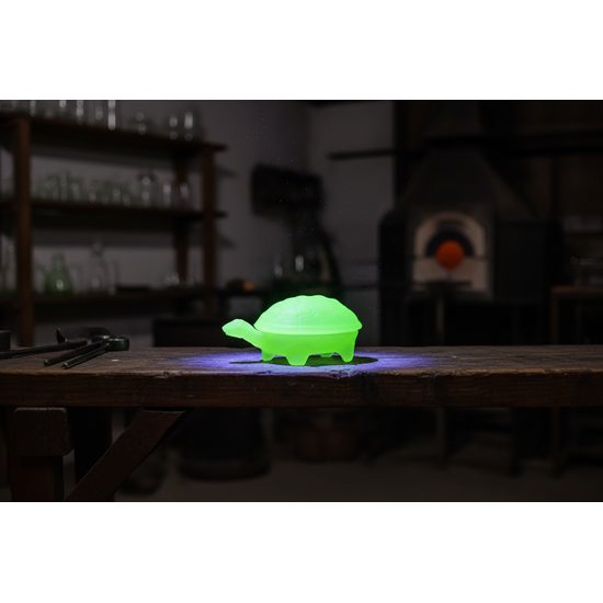 Jar Turtle (uranium glass), Glassworks Janov