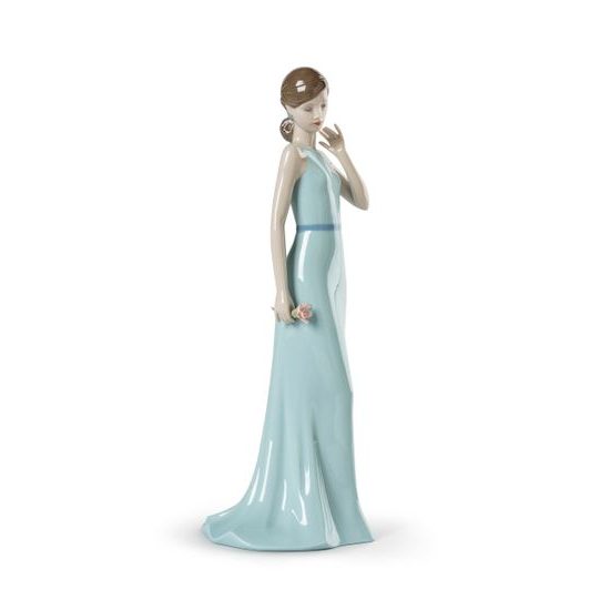 SWEET ELEGANCE WITH FLOWER (blue), 30 x 12 cm, NAO porcelain figures