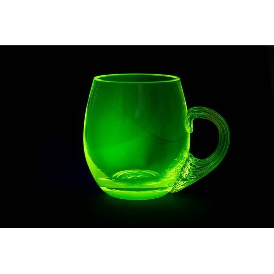 Sklenice hladká s uchem (uranové sklo), 300 ml, Sklárna Janov