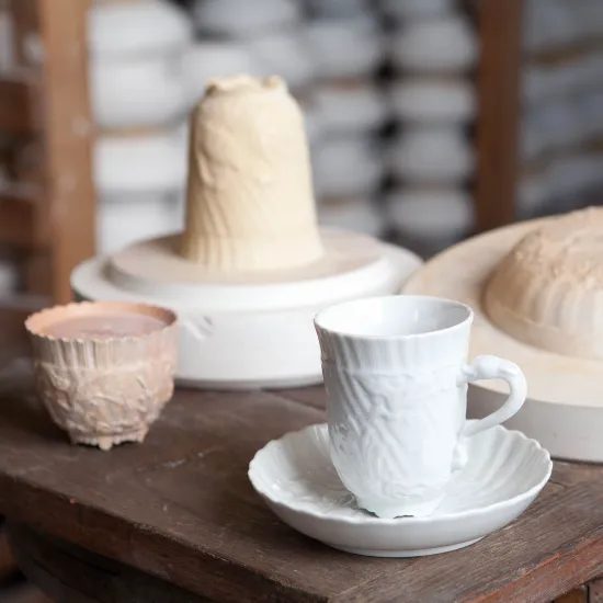 Šálek 250 ml + podšálek 16,5 cm na cappuchino - Labutě, Míšeňský porcelán