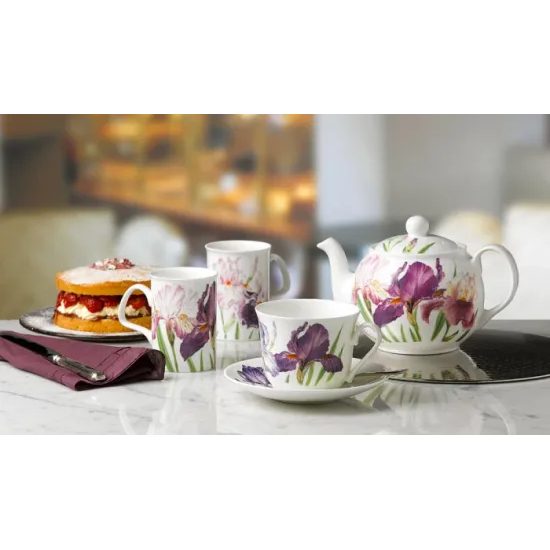 Iris: Cup 420 ml and saucer breakfast, English Fine Bone China, Roy Kirkham