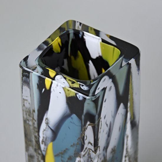 Vase Square 19 cm, collection Fleck, metallurgical glass, Vendula Zámečníková