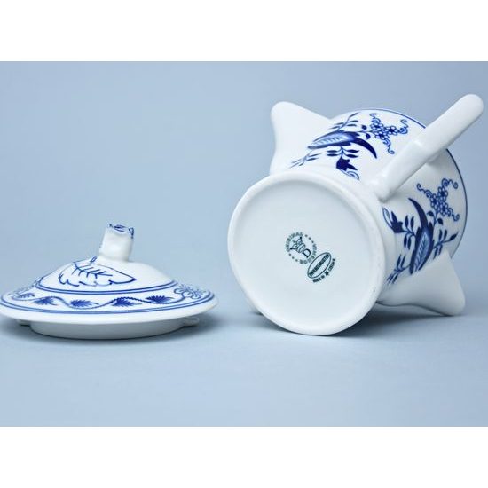 Sauceboat round 350 ml with handles and a lid, Original Blue Onion Pattern
